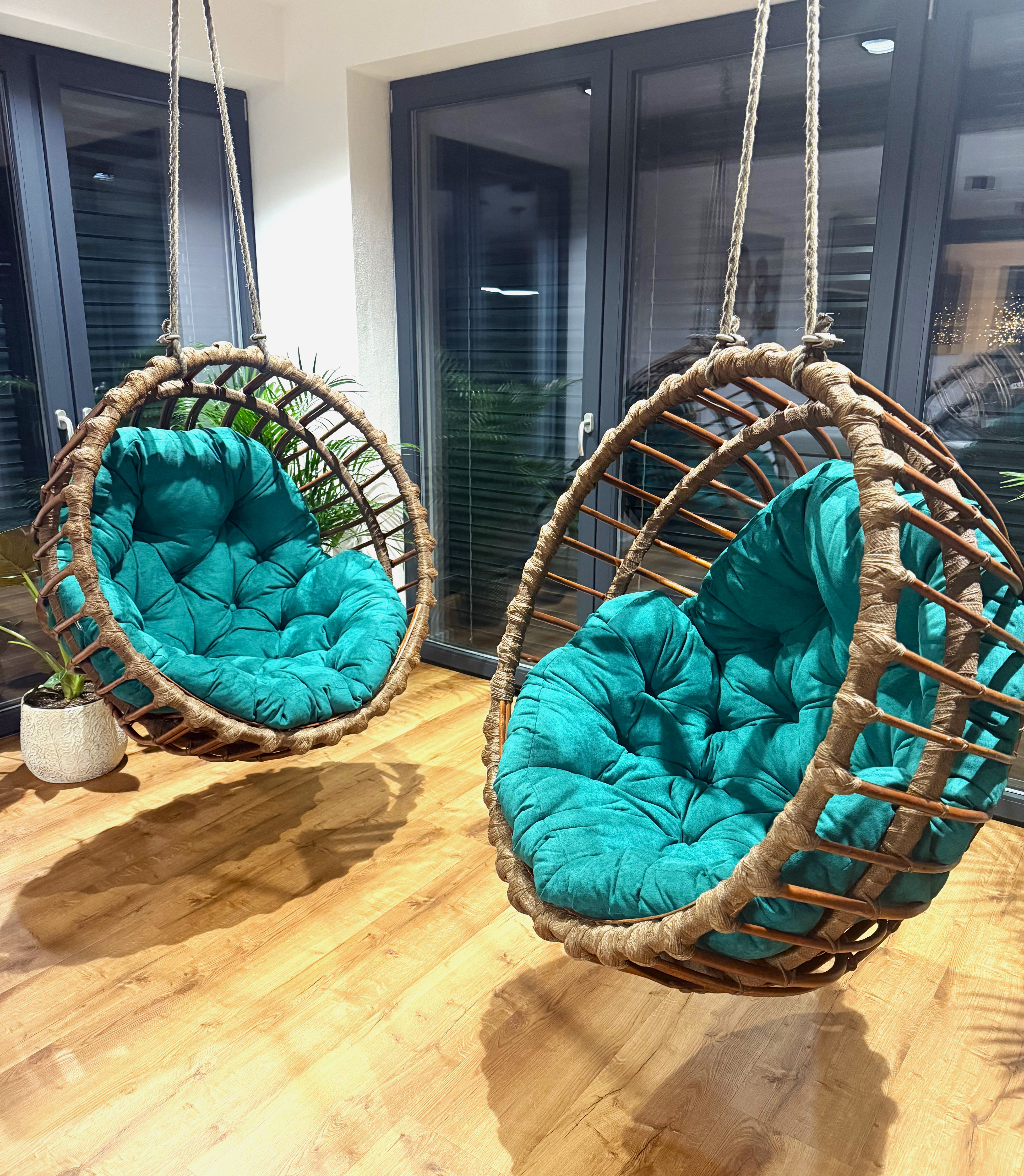 sedáky do závěsného křesla